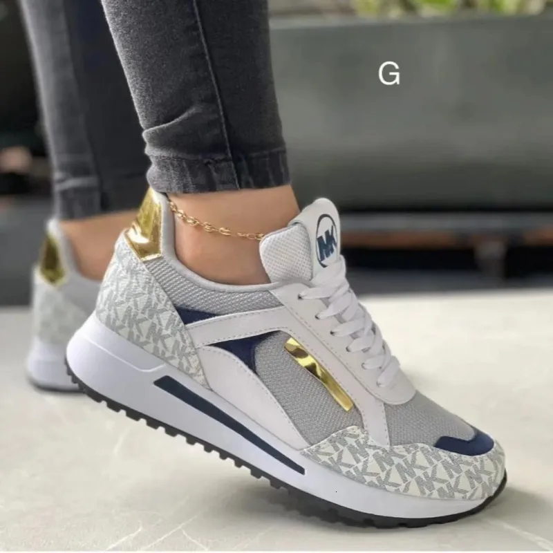 2024 Nuevo estilo Women Wellers Sneakers Lace - Up Breathable Sports Casual Platform Cotwear Femenino Damas Vulcanizados Zapatos