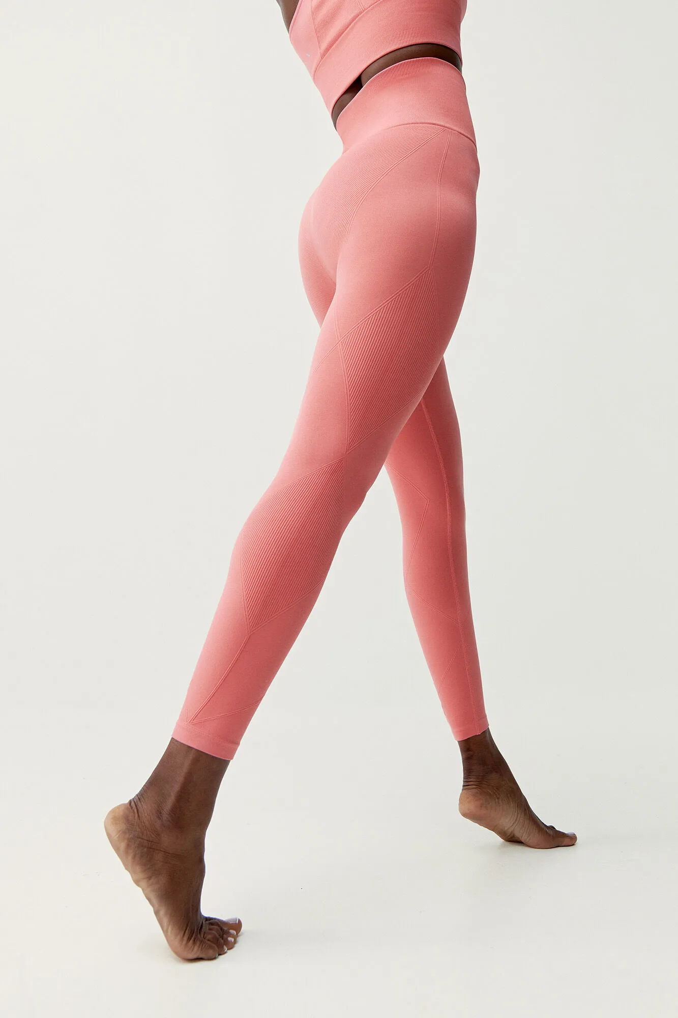 Born Living Yoga Legging Ambra Pink Peach