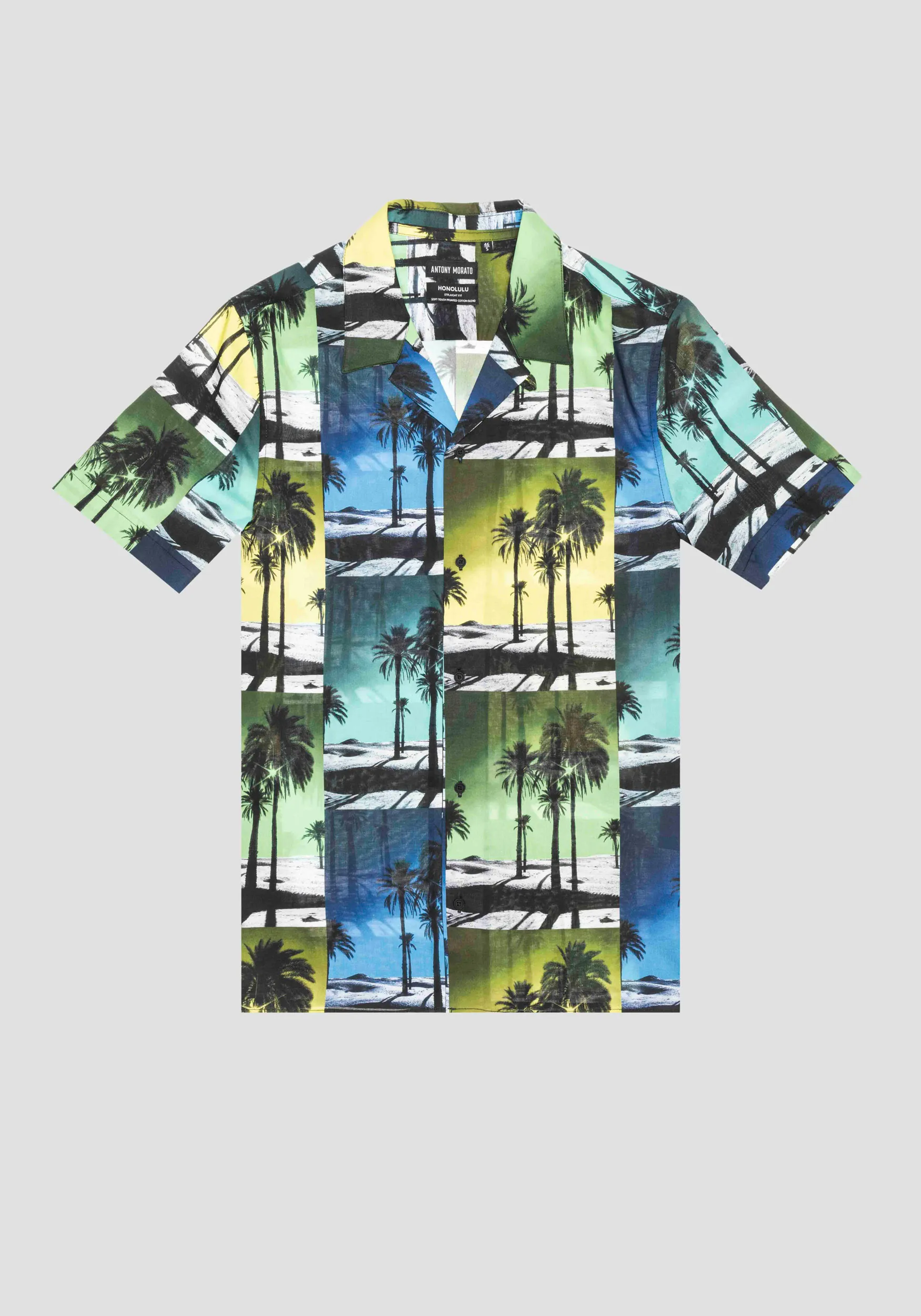 CAMISA «HONOLULU» REGULAR STRAIGHT FIT CON ESTAMPADO TROPICAL