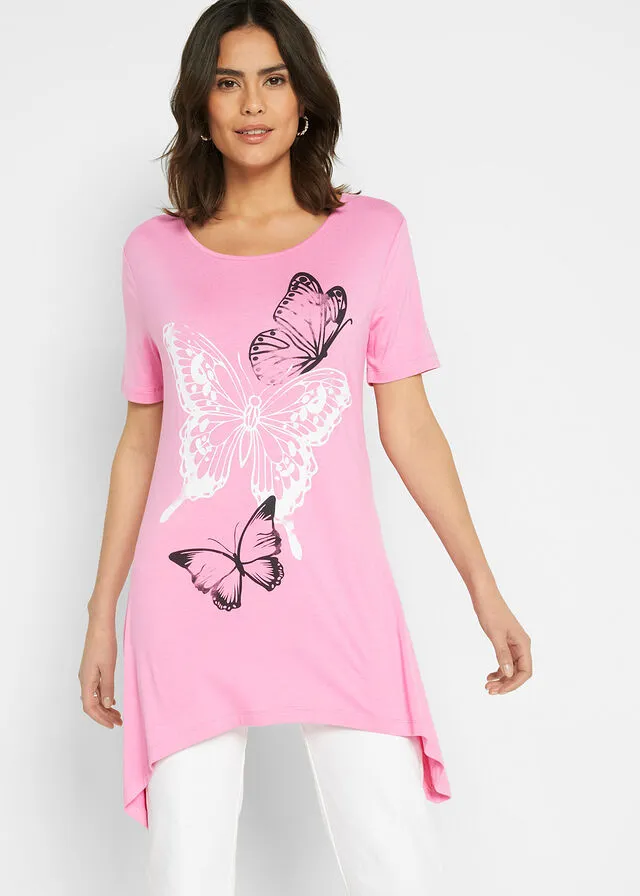 Camiseta larga con bajo irregular y estampado de mariposas Rosa flamenco-blanco-negro