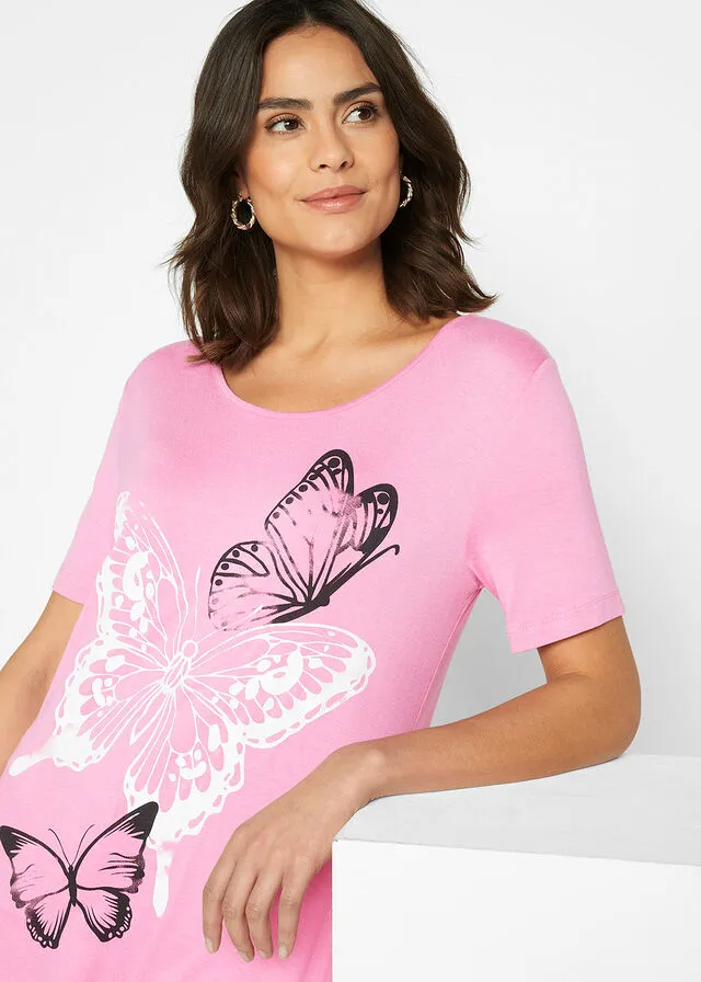 Camiseta larga con bajo irregular y estampado de mariposas Rosa flamenco-blanco-negro