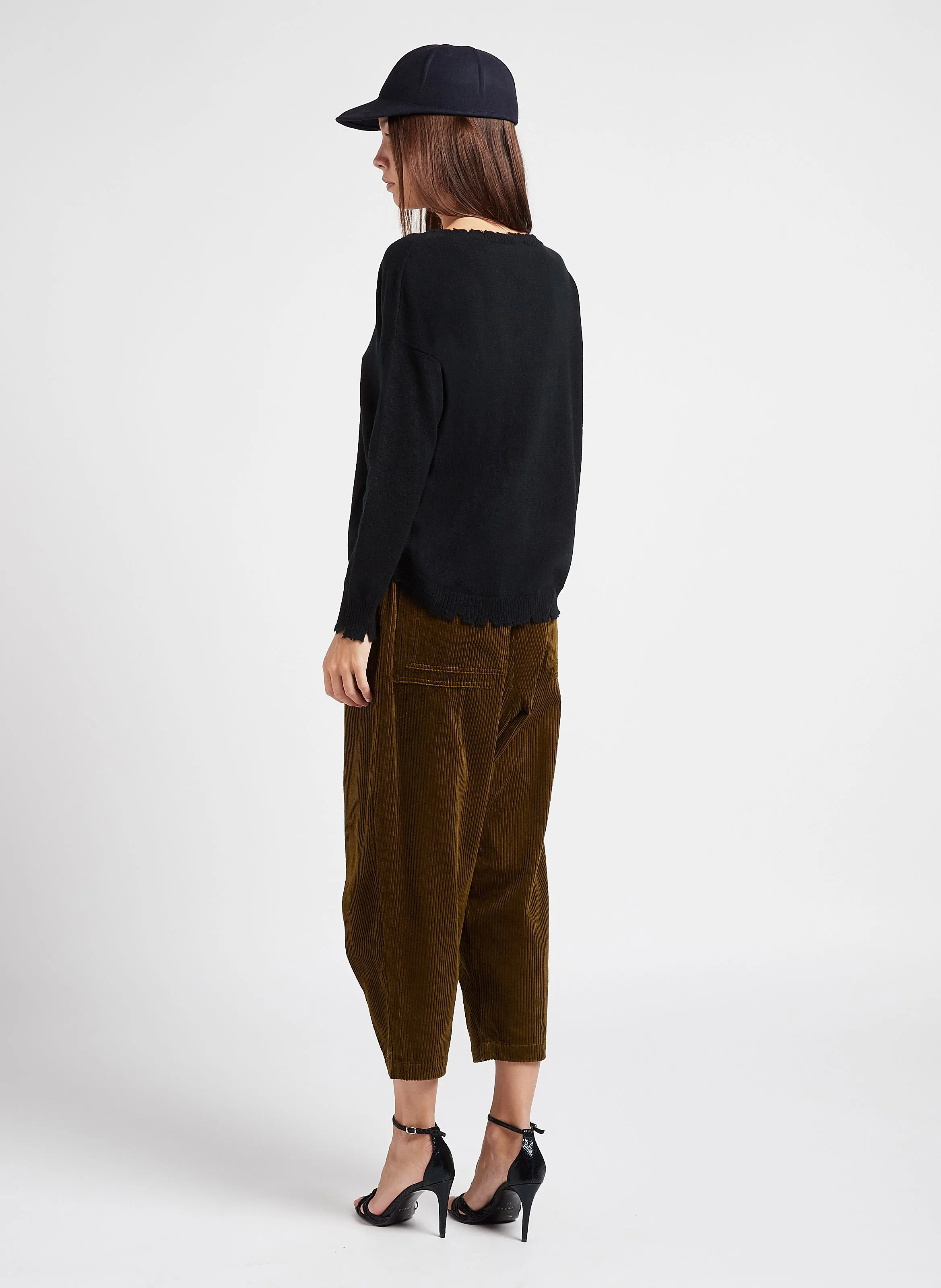 CRYSTA - Pantalón tapered de canalé de algodón en caqui