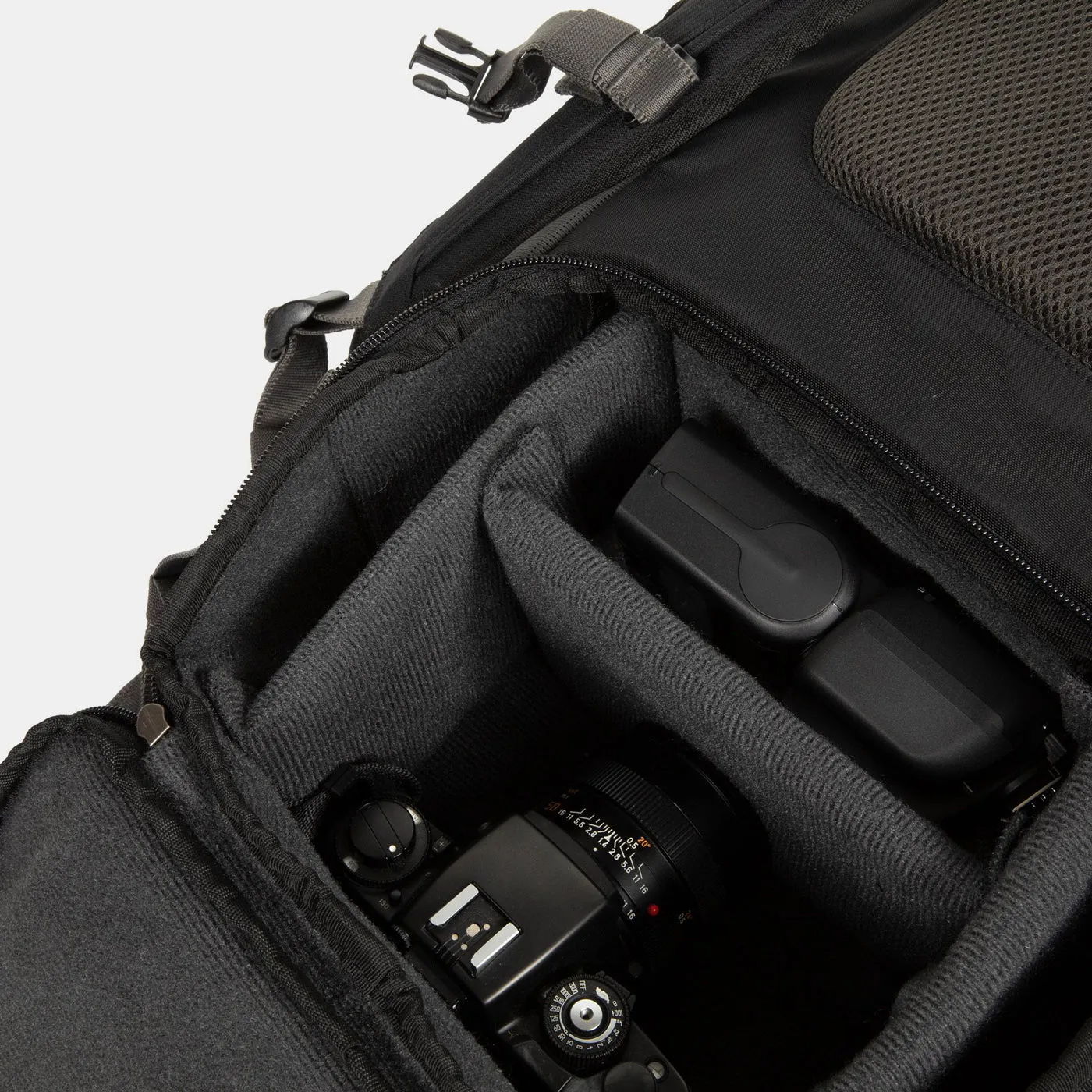 Eastpak Safepack Camera National Geographic Black