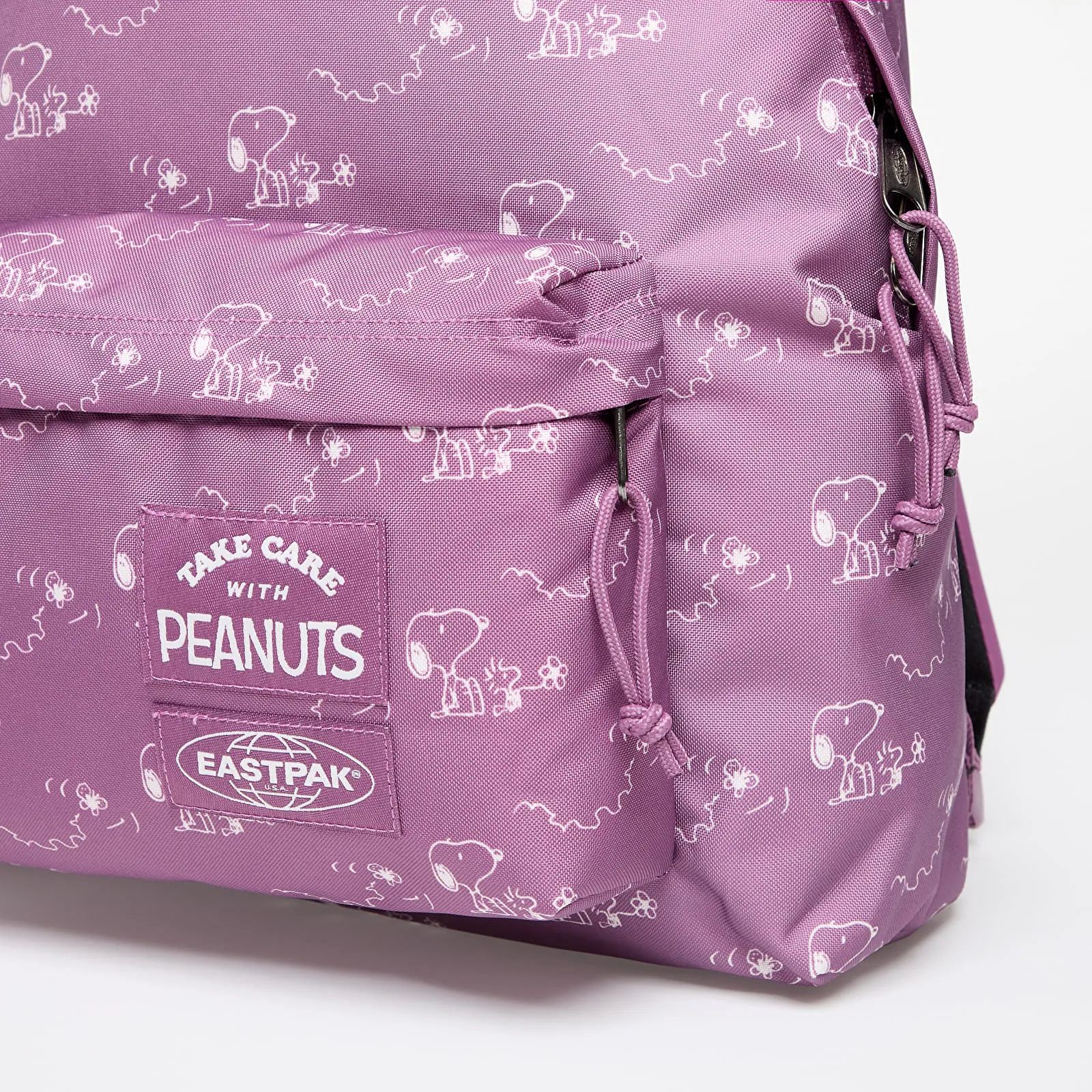 EASTPAK x Peanuts Padded Pak'R