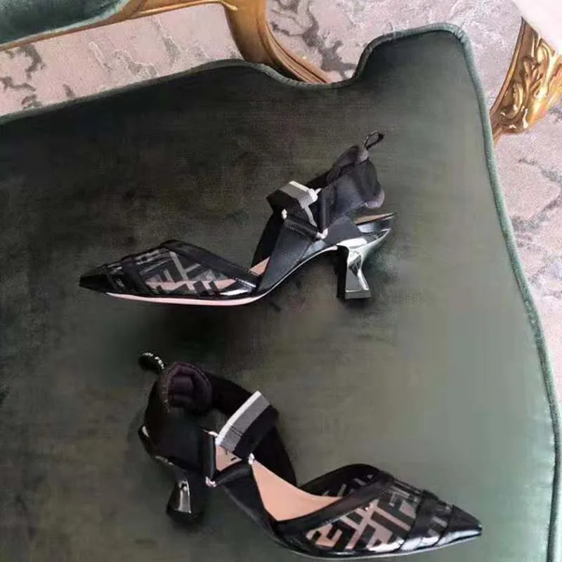 Fendi Mujer PUMPS Slingbacks en PU y Piel Tacón Medio-Negro