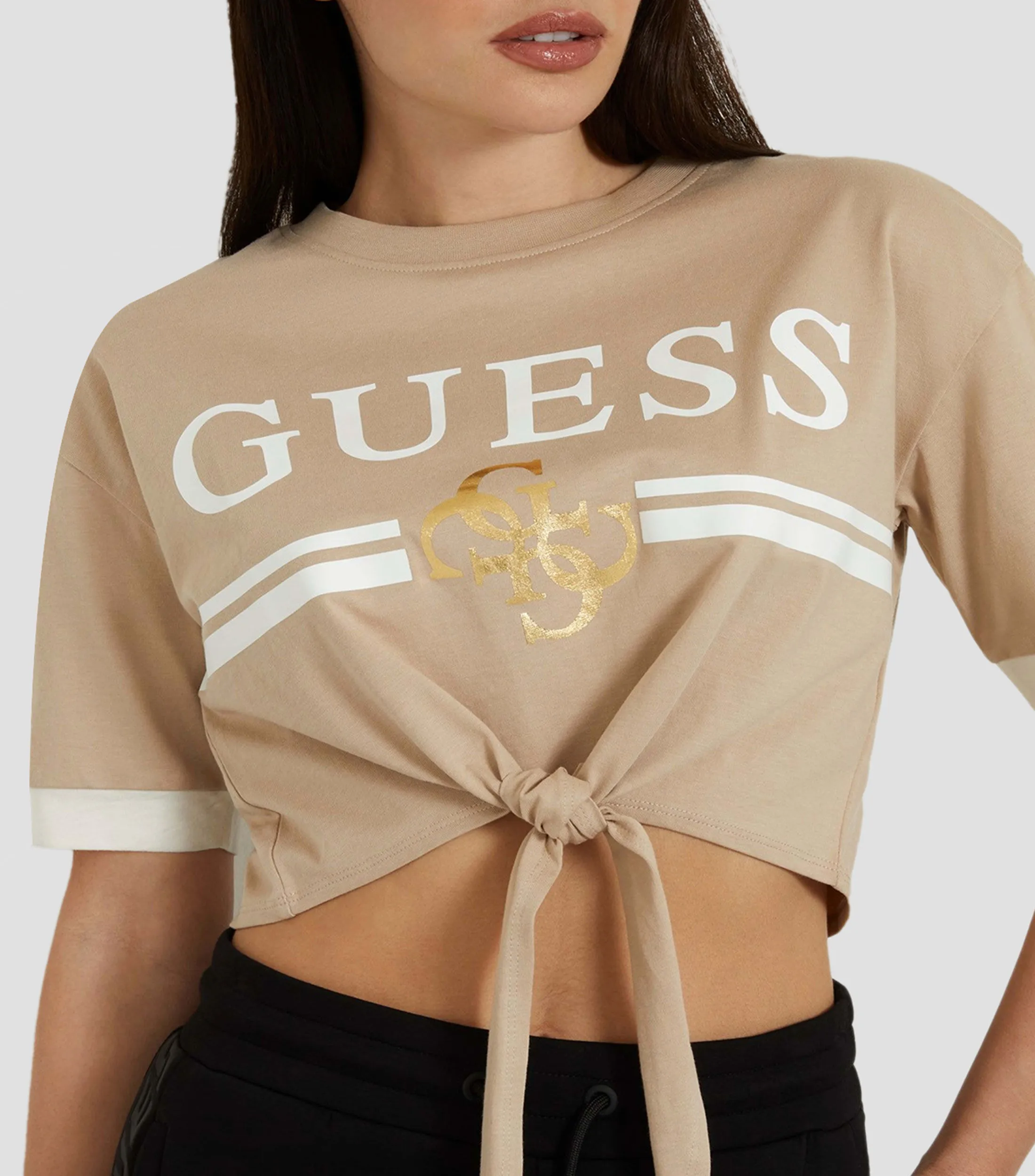 Guess Playera de cuello redondo y manga corta con nudo Mujer