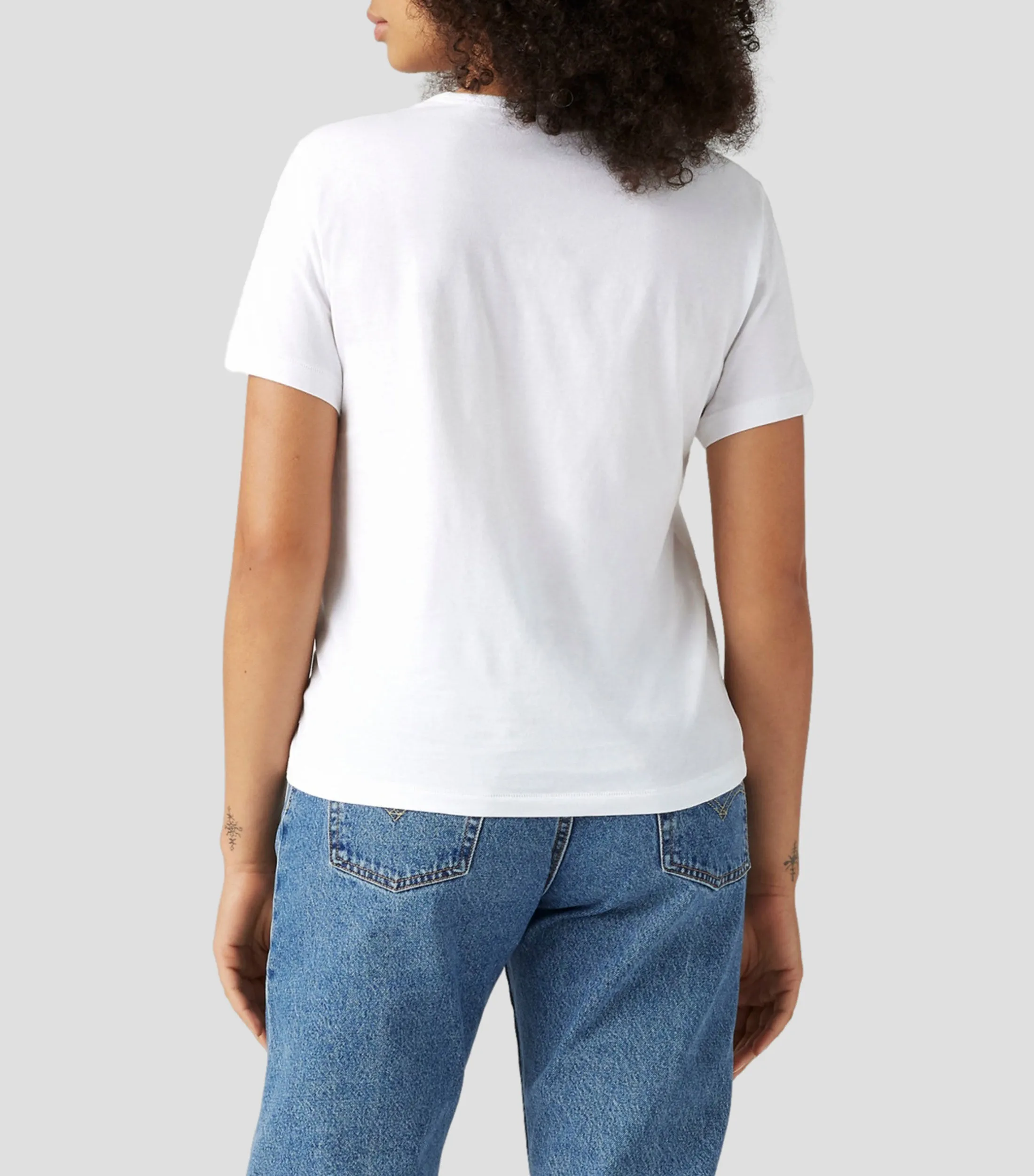 Levi's Playera cuello redondo manga corta Mujer