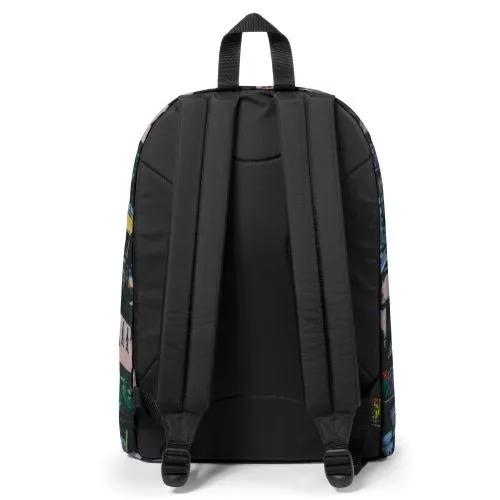 MOCHILA EASTPAK Out Of Office 27 litros con bolsillo ordenador EK767K37 Post District collage fotos negra