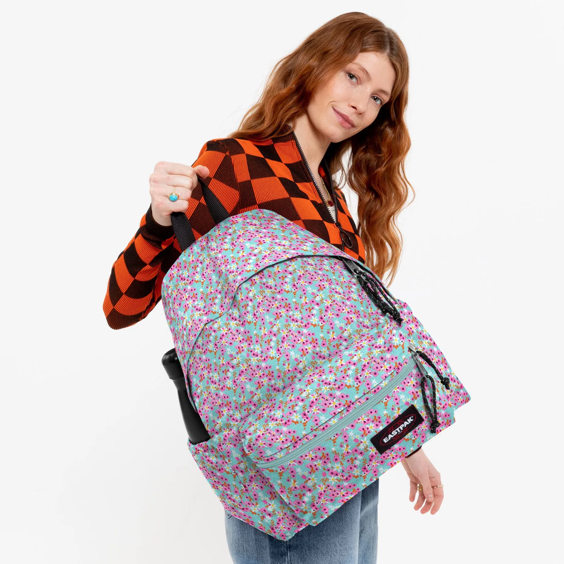 MOCHILA EASTPAK Zippl’R 24 litros con bolsillo ordenador y porta botella EK0A5B74 Ditsy Turquoise flores