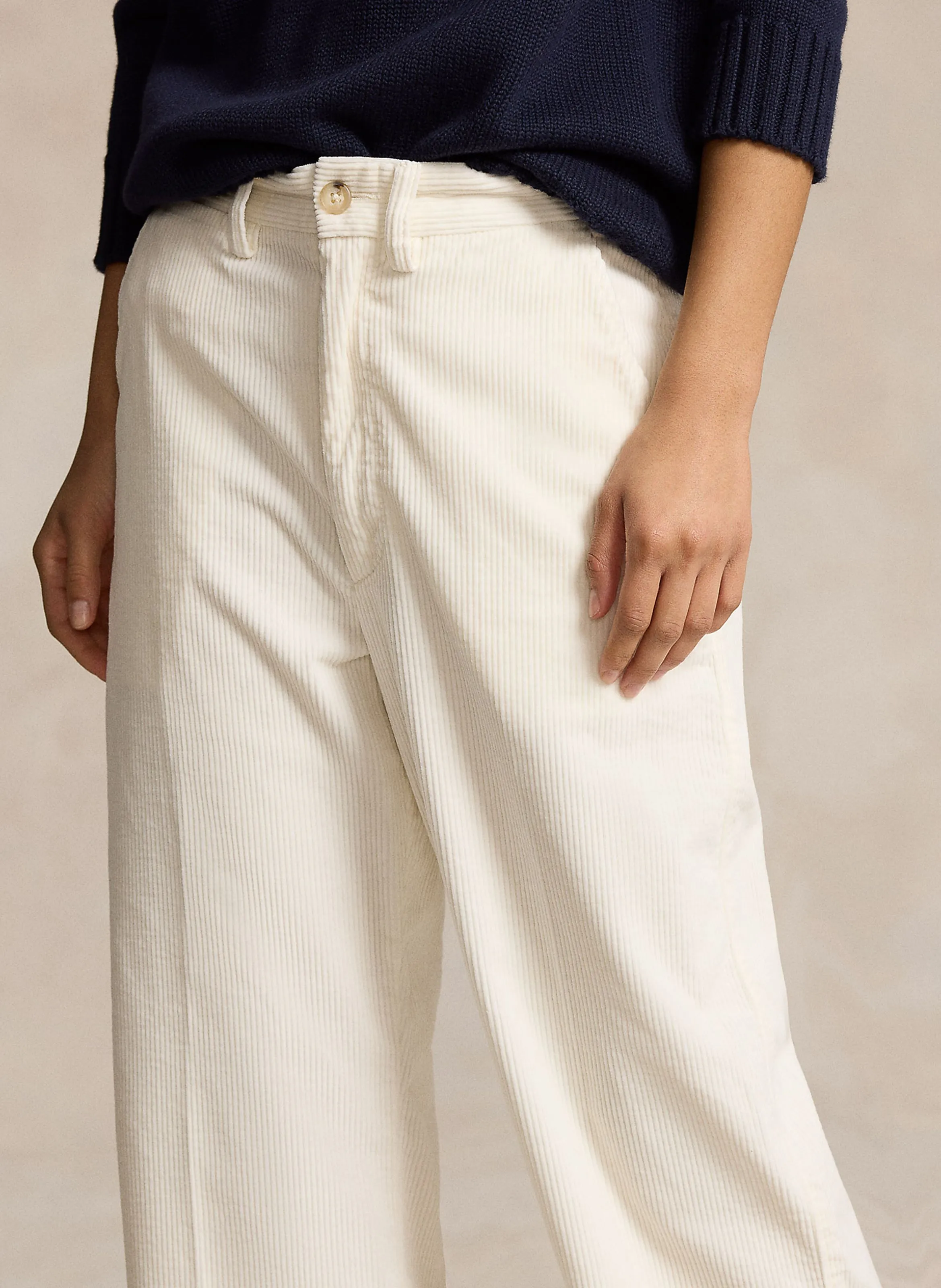 Pantalón cargo de algodón slim en blanco